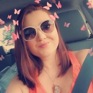 Meet your Posher, Caroline